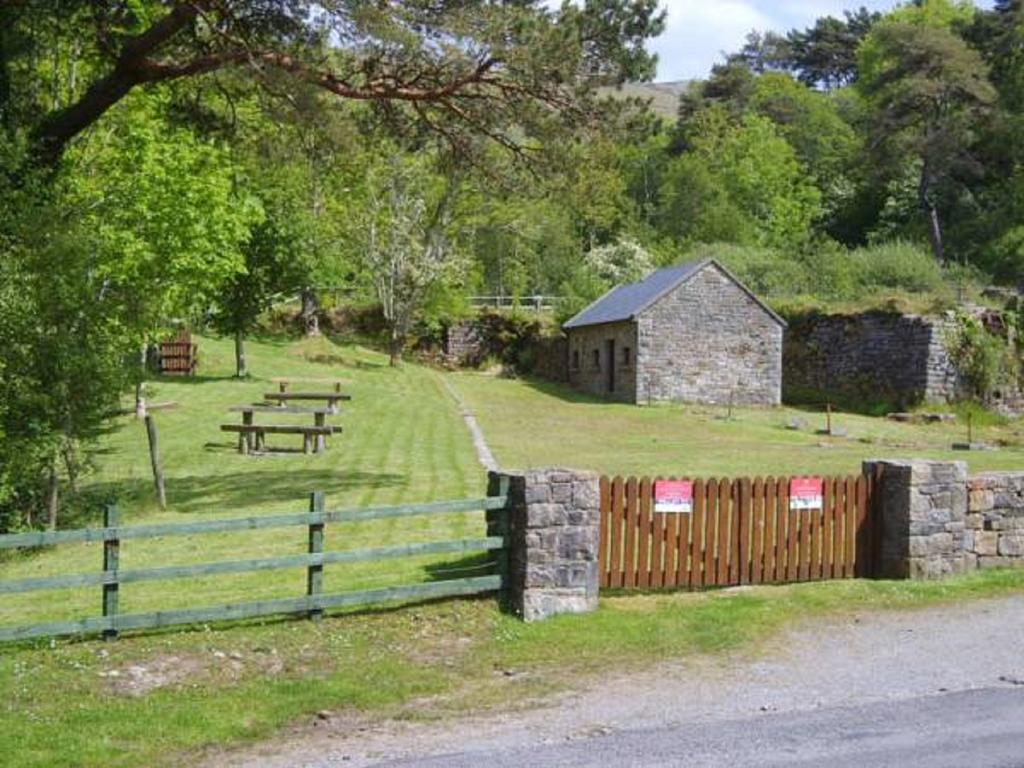 The Benwiskin Centre Ballaghnatrillick ภายนอก รูปภาพ